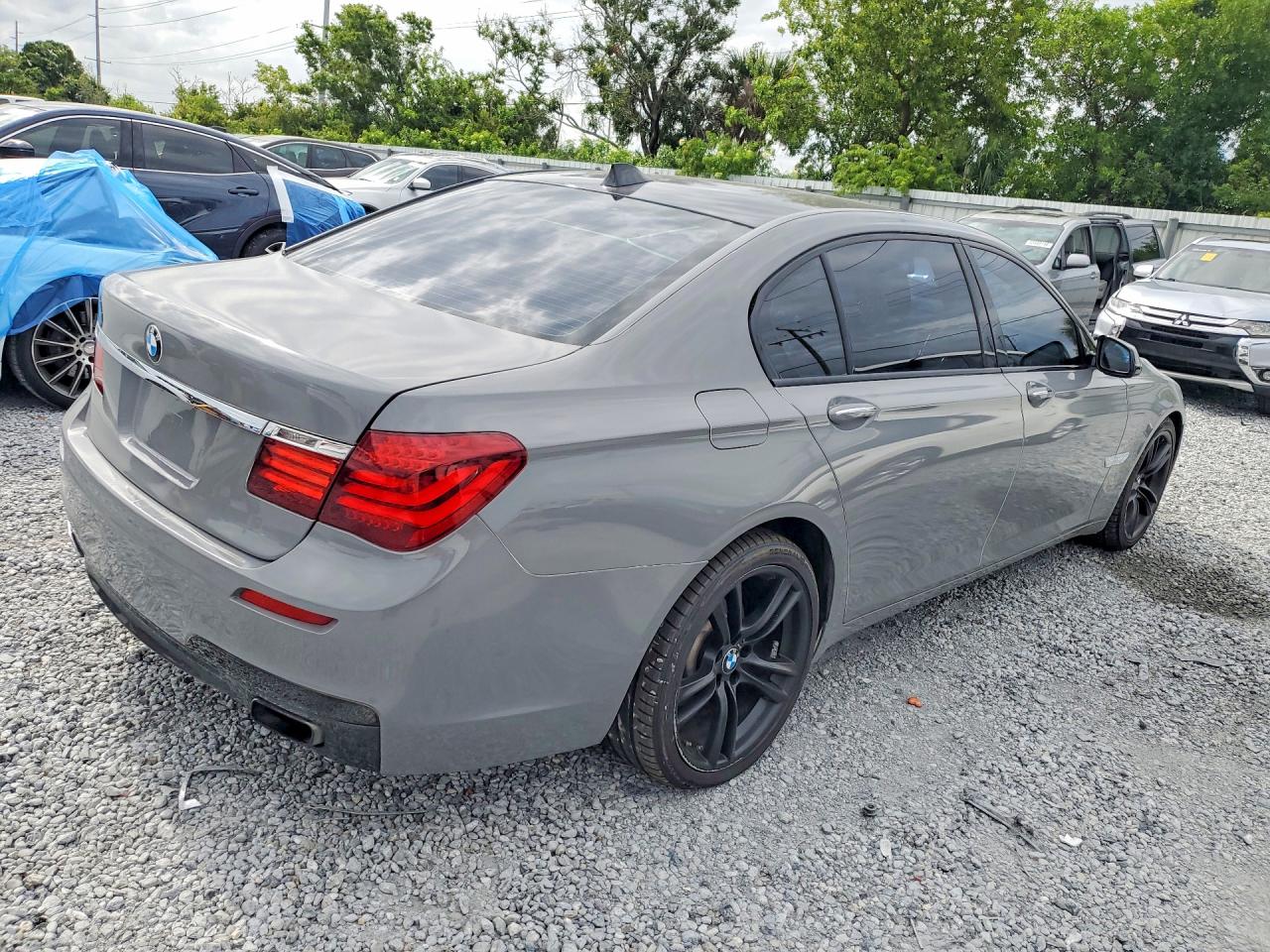 2015 BMW 7 SERIES