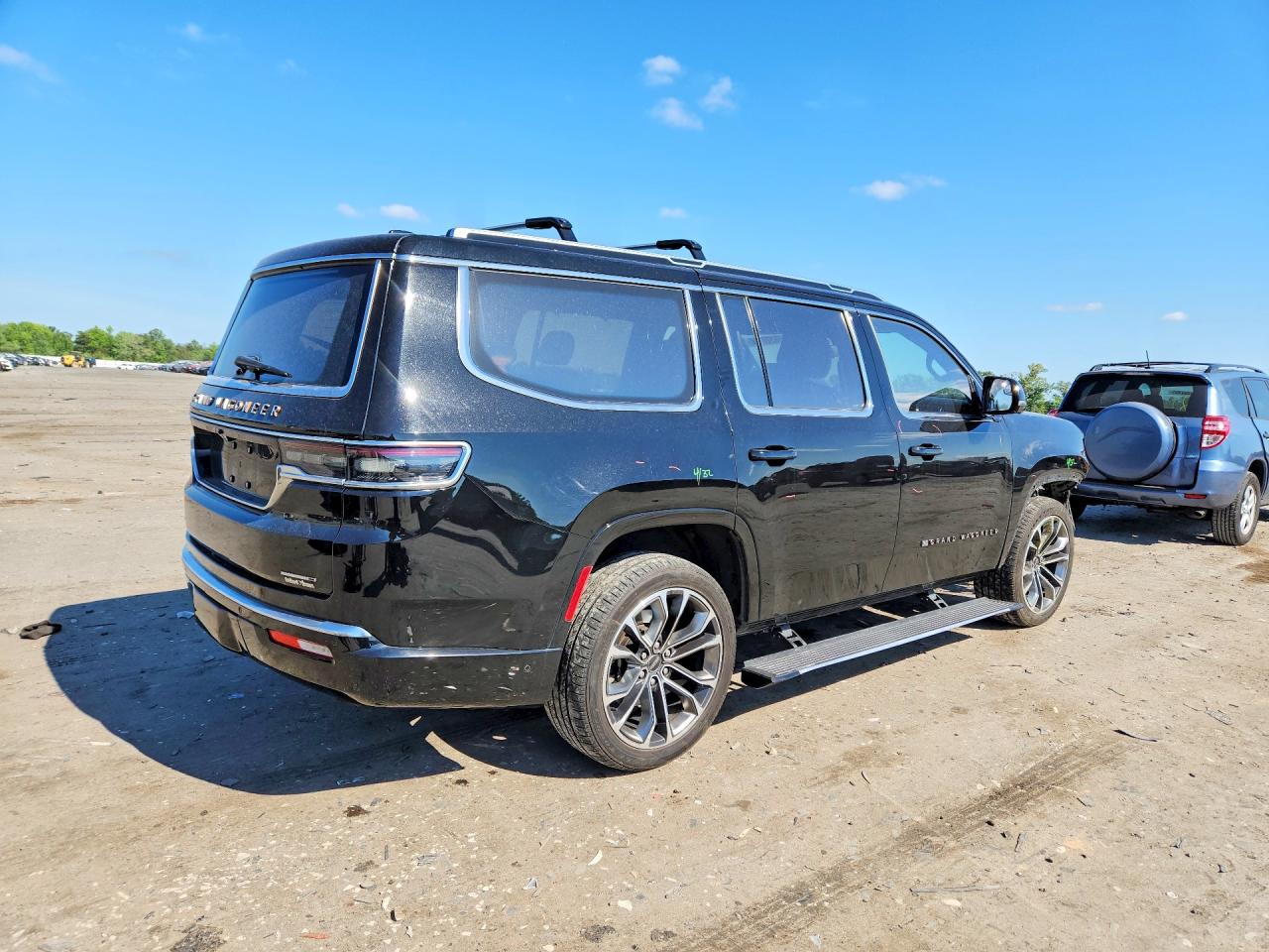2022 JEEP GRAND WAGO