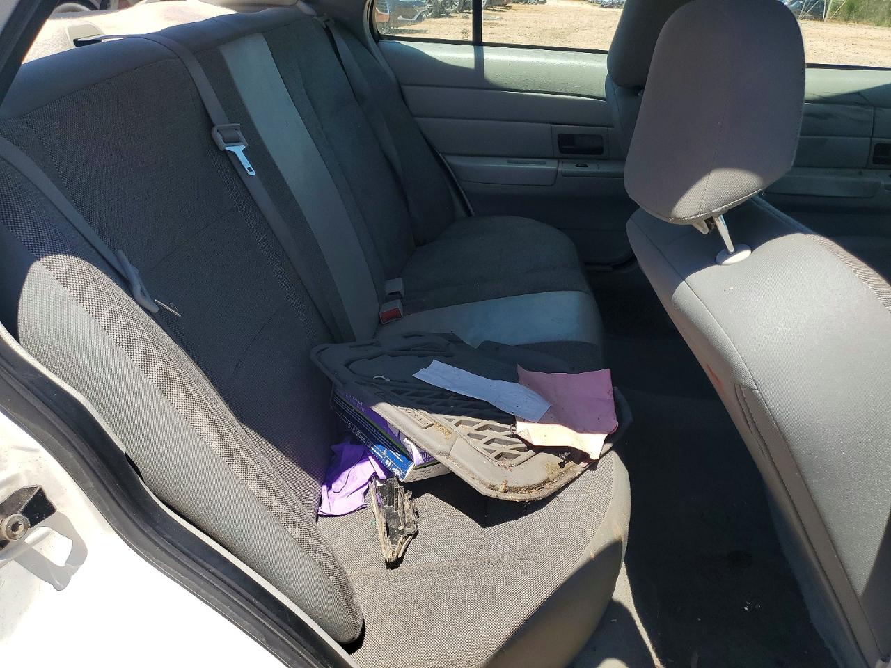 2005 FORD CROWN VIC