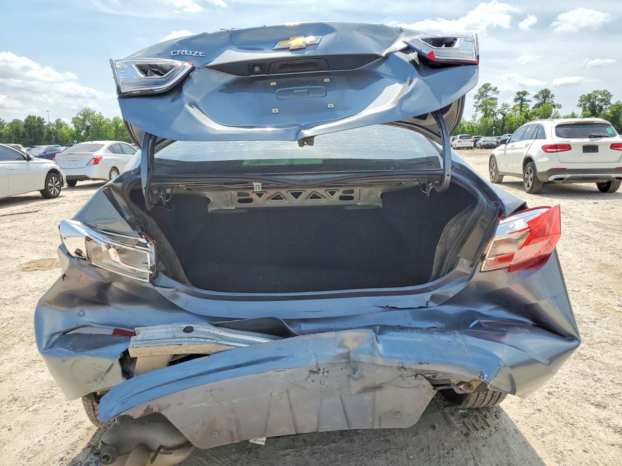 2019 CHEVROLET CRUZE