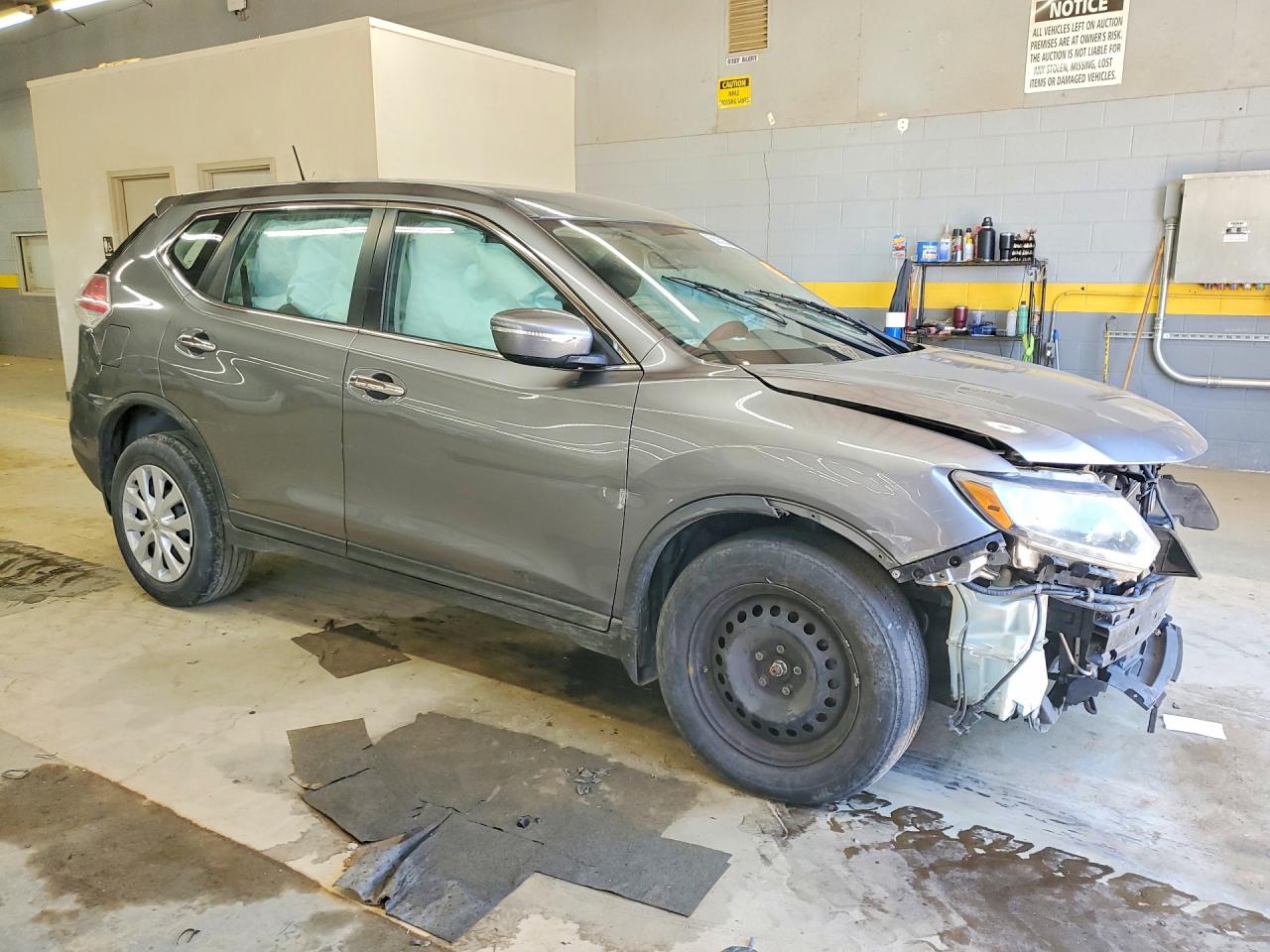2015 NISSAN ROGUE