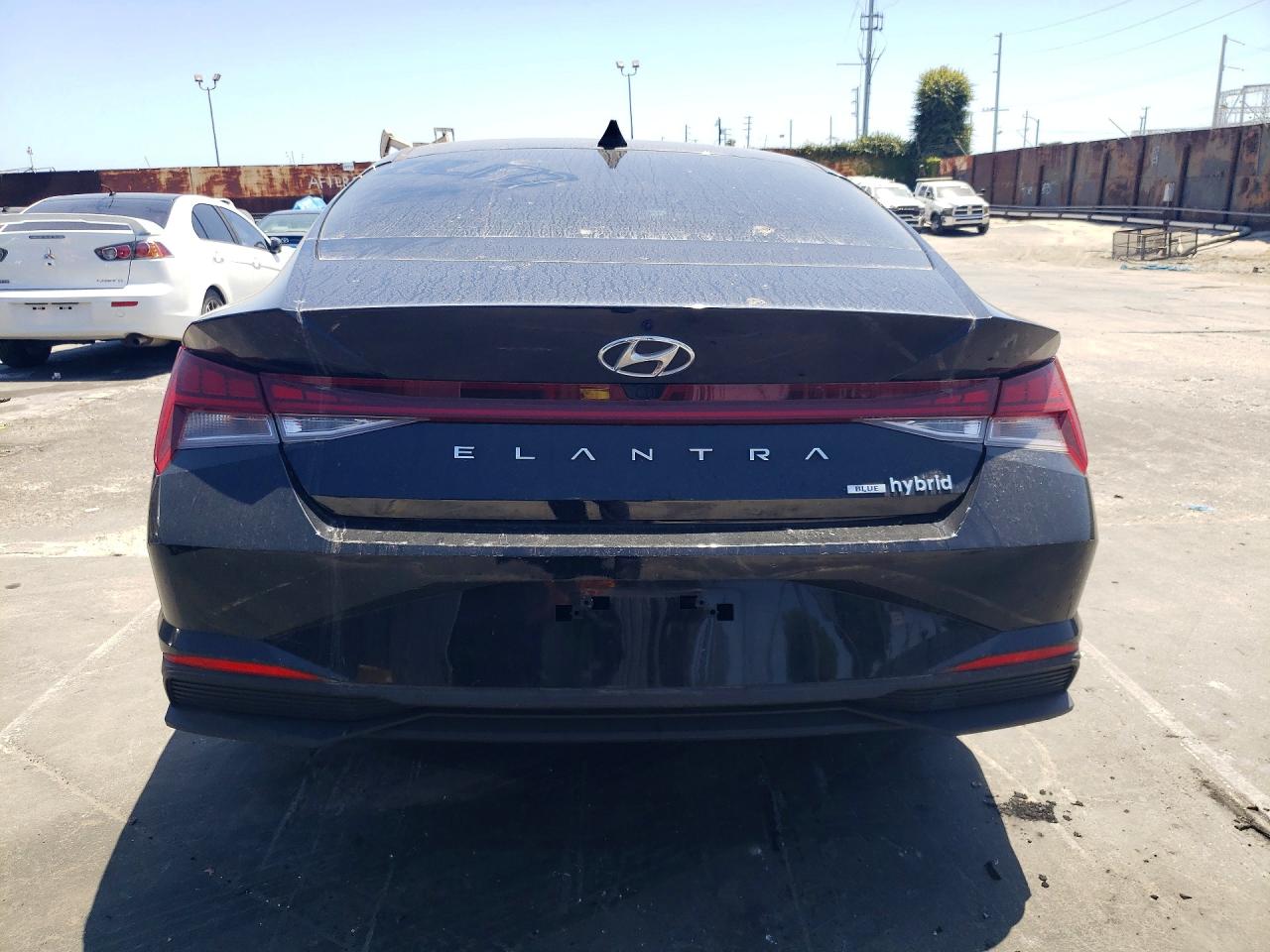 2022 HYUNDAI ELANTRA