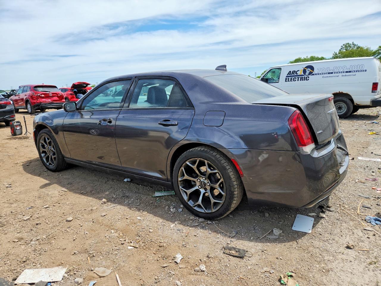 2016 CHRYSLER 300