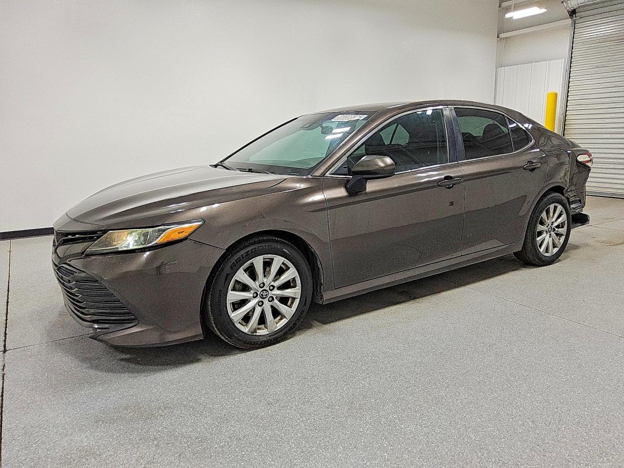 2019 TOYOTA CAMRY