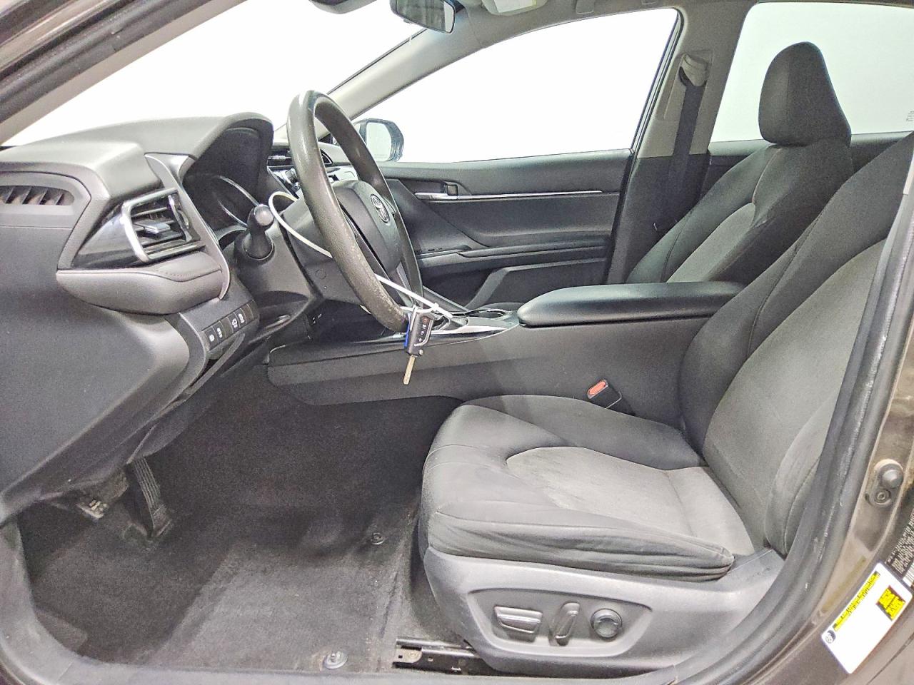 2019 TOYOTA CAMRY
