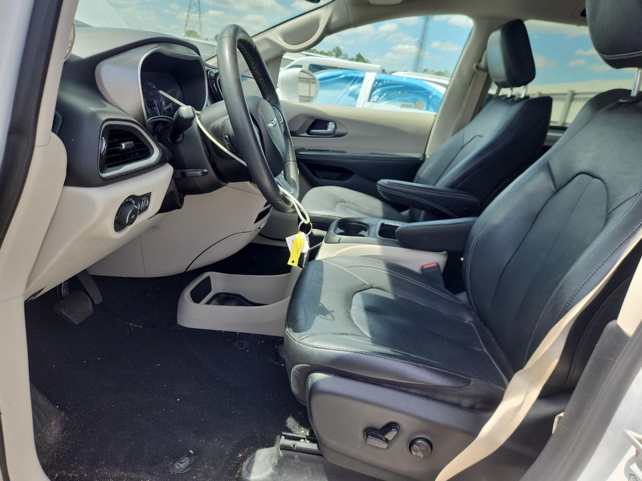 2022 CHRYSLER PACIFICA