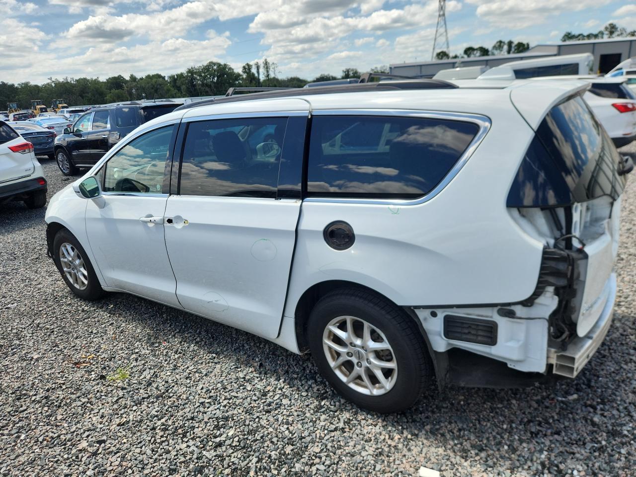 2022 CHRYSLER PACIFICA