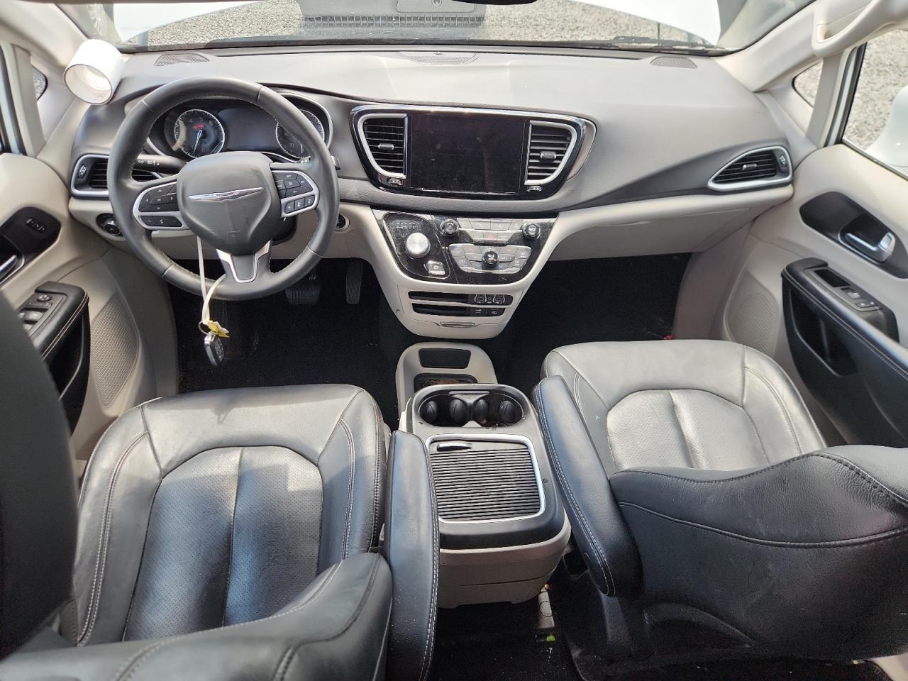 2022 CHRYSLER PACIFICA