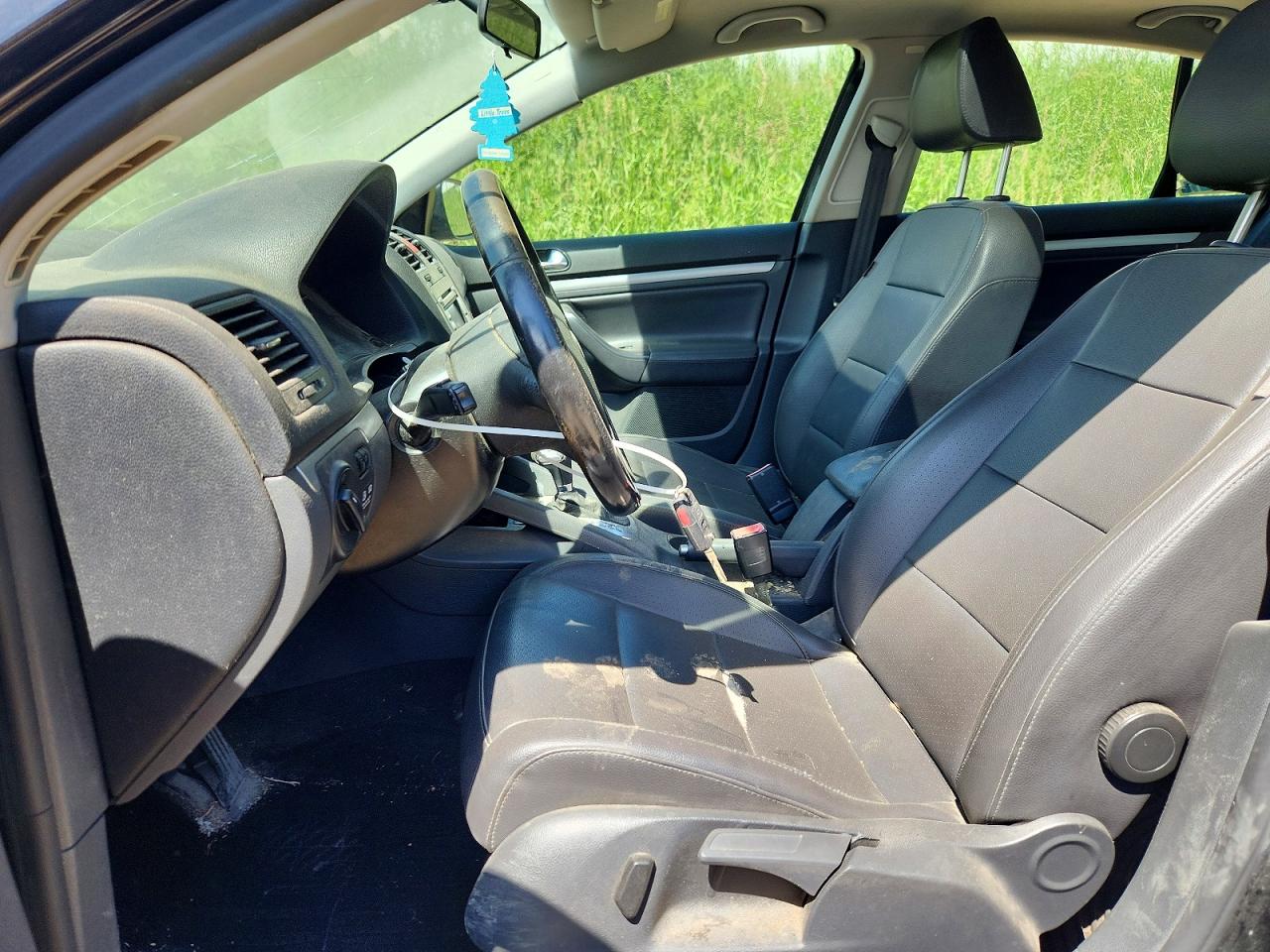 2009 VOLKSWAGEN JETTA