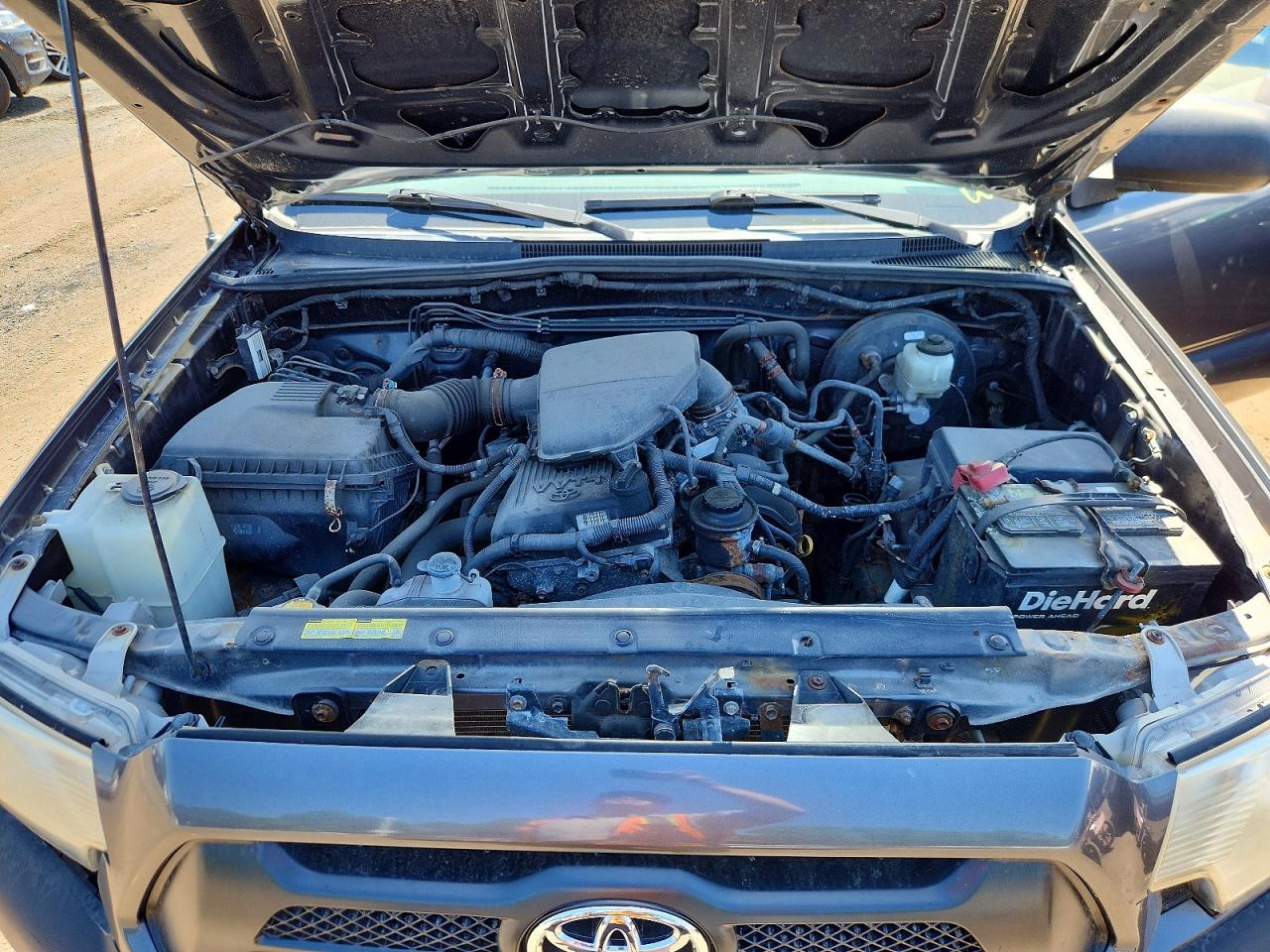 2012 TOYOTA TACOMA
