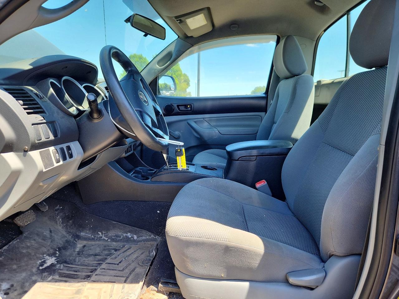 2012 TOYOTA TACOMA