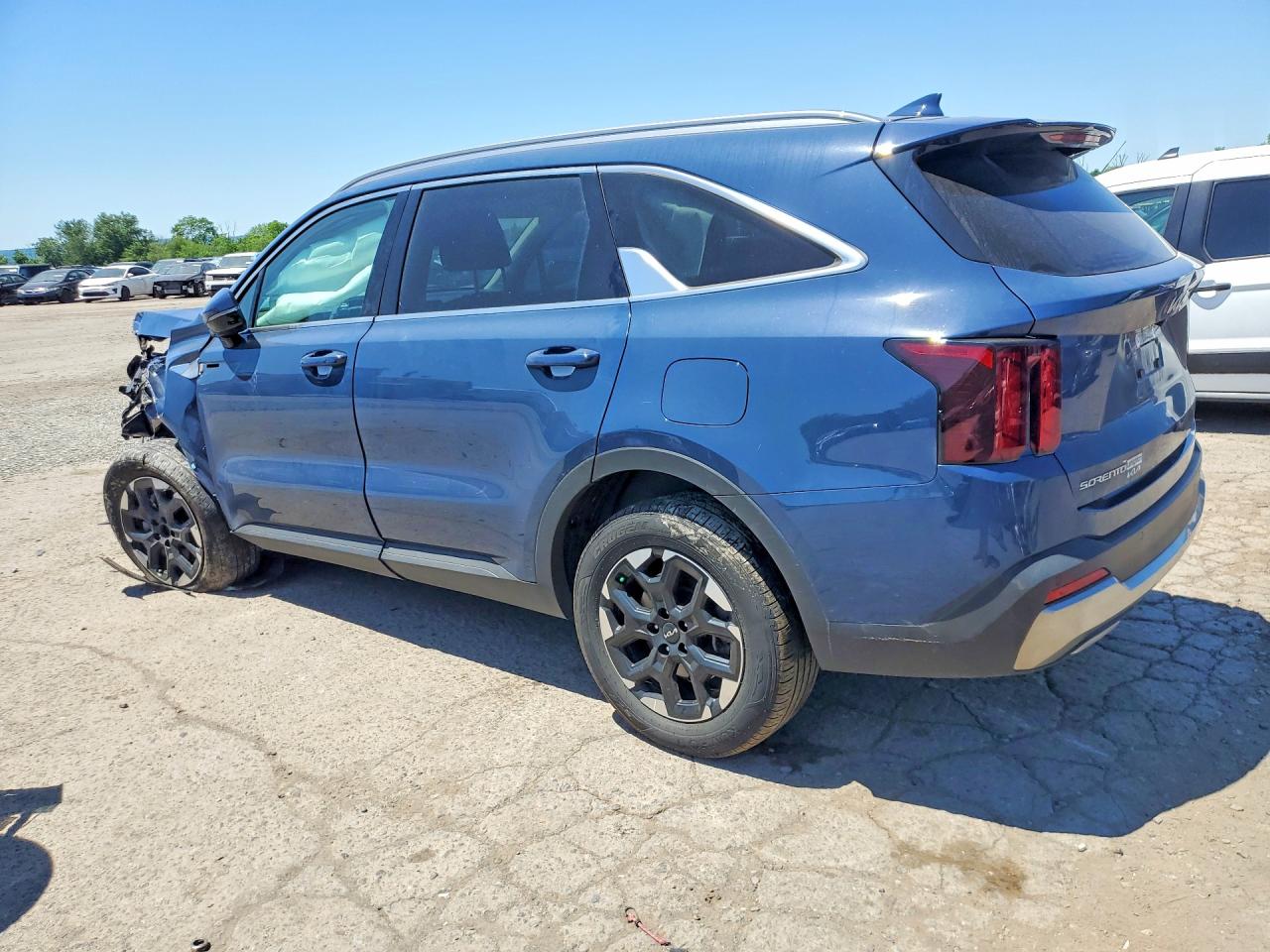 2025 KIA SORENTO