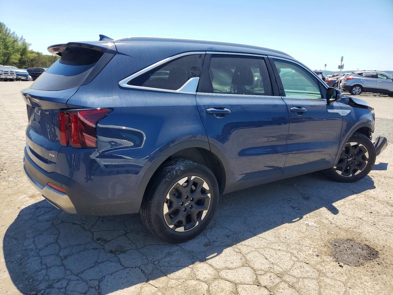 2025 KIA SORENTO