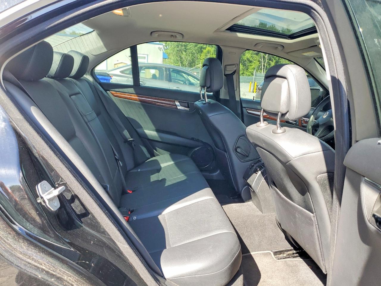 2009 MERCEDES-BENZ C-CLASS