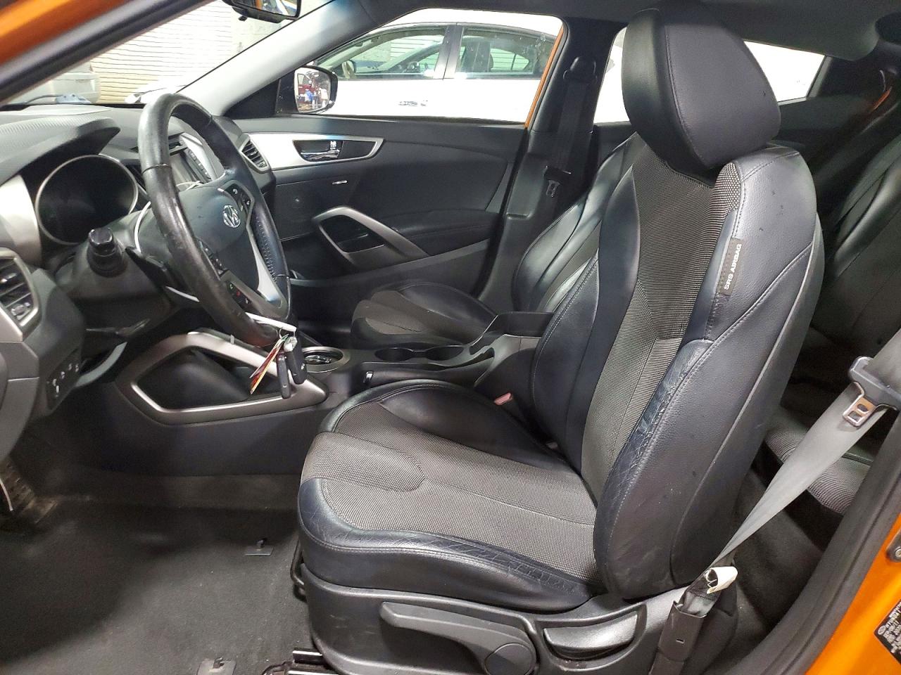 2012 HYUNDAI VELOSTER