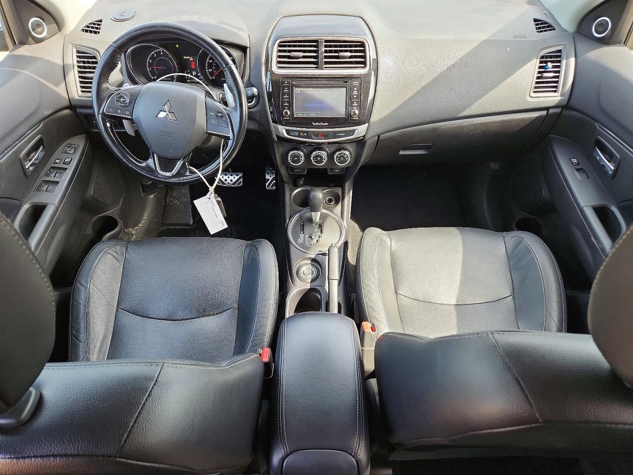 2016 MITSUBISHI OUTLANDER