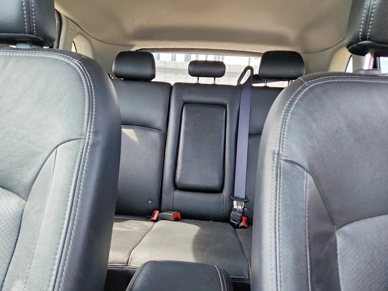 2016 MITSUBISHI OUTLANDER