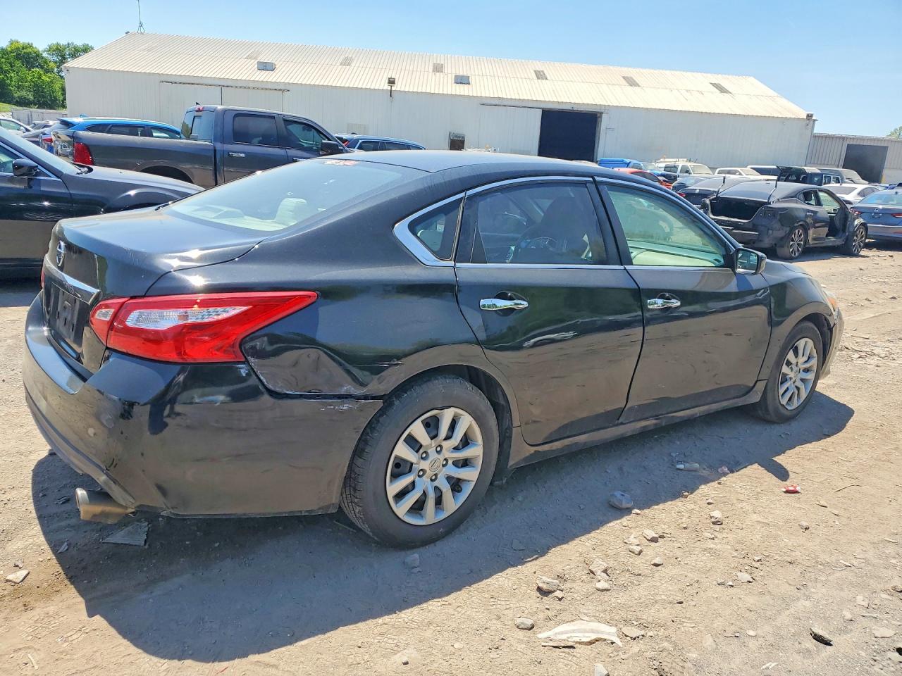 2017 NISSAN ALTIMA