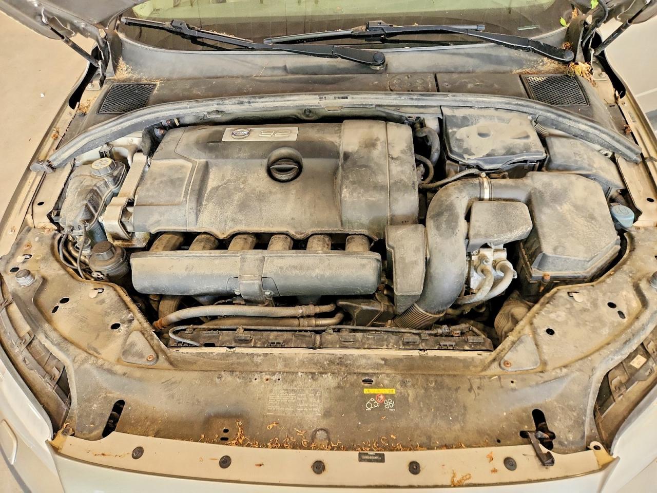 2011 VOLVO XC70