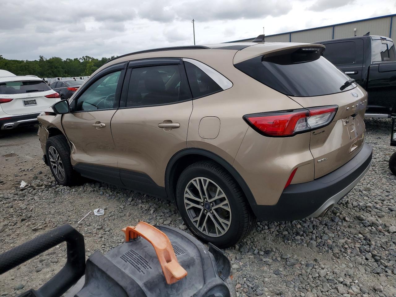2020 FORD ESCAPE