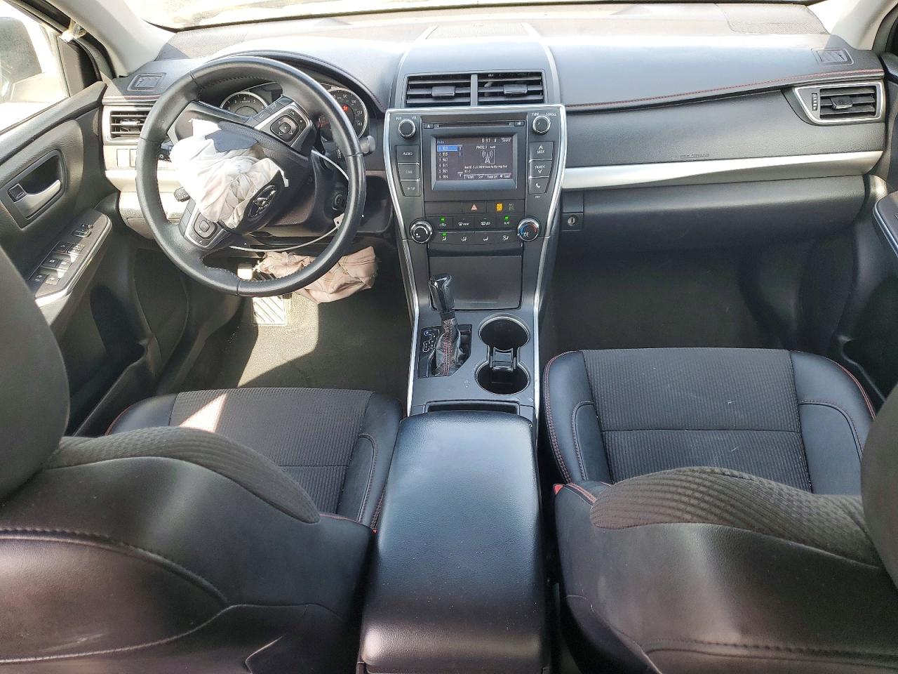 2016 TOYOTA CAMRY