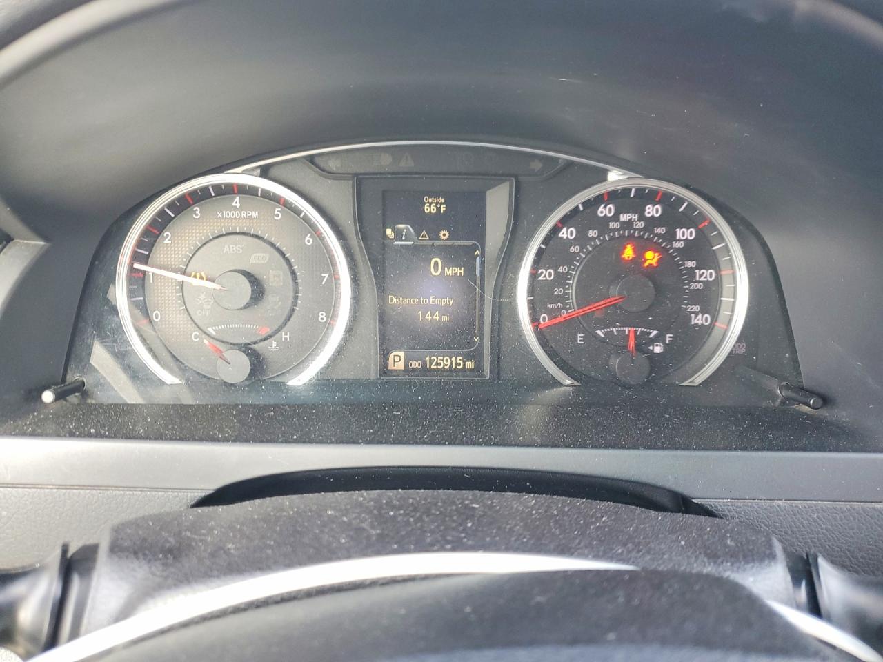 2016 TOYOTA CAMRY