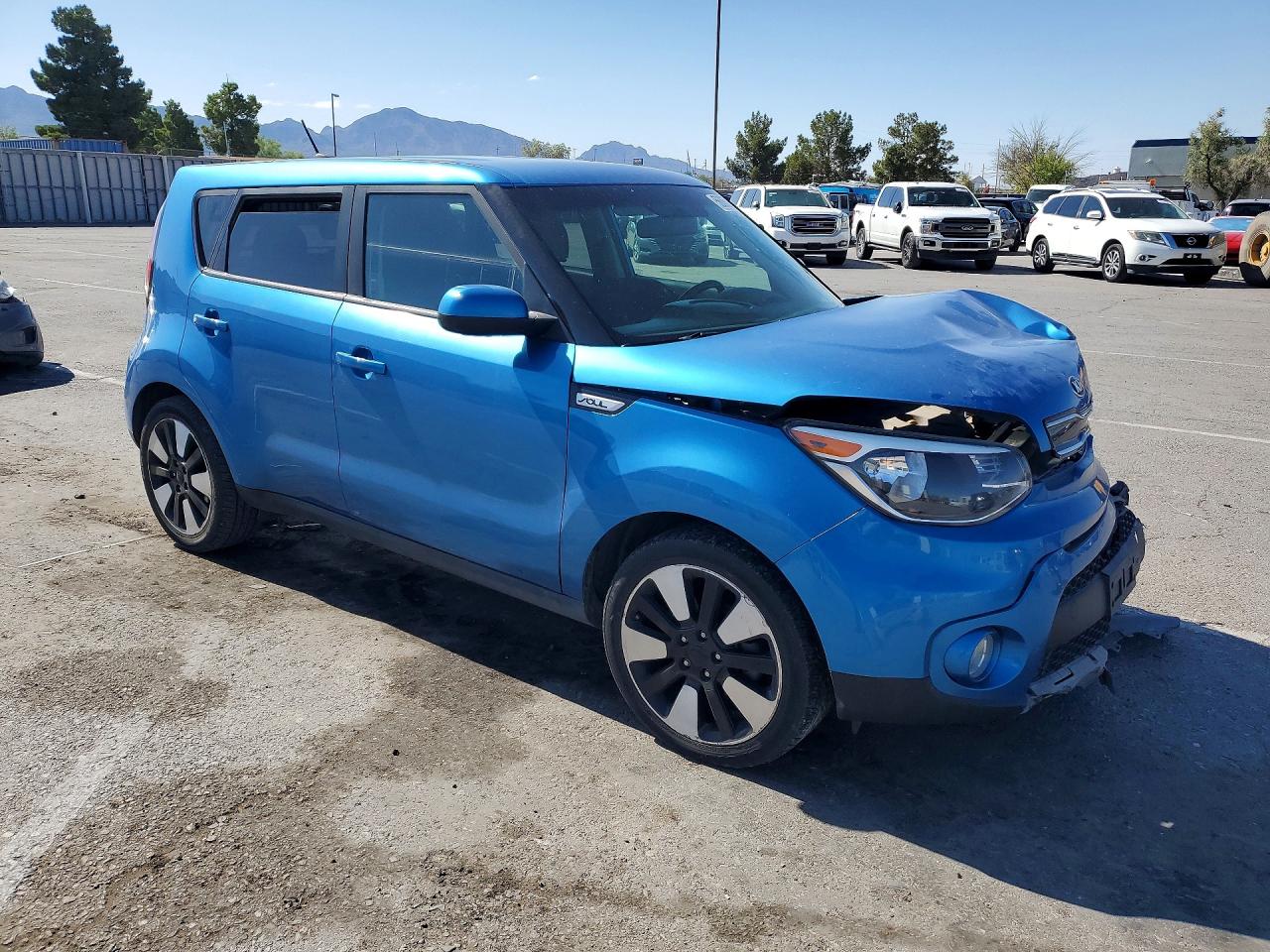 2017 KIA SOUL
