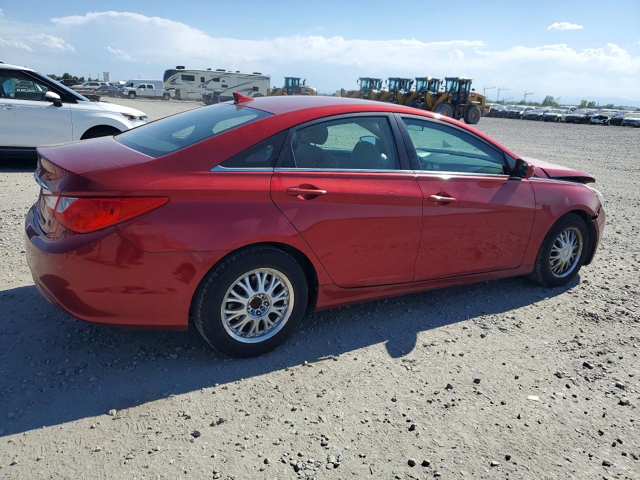 2011 HYUNDAI SONATA
