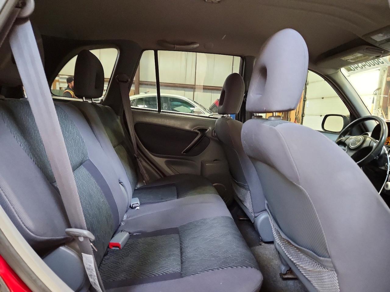 2001 TOYOTA RAV4