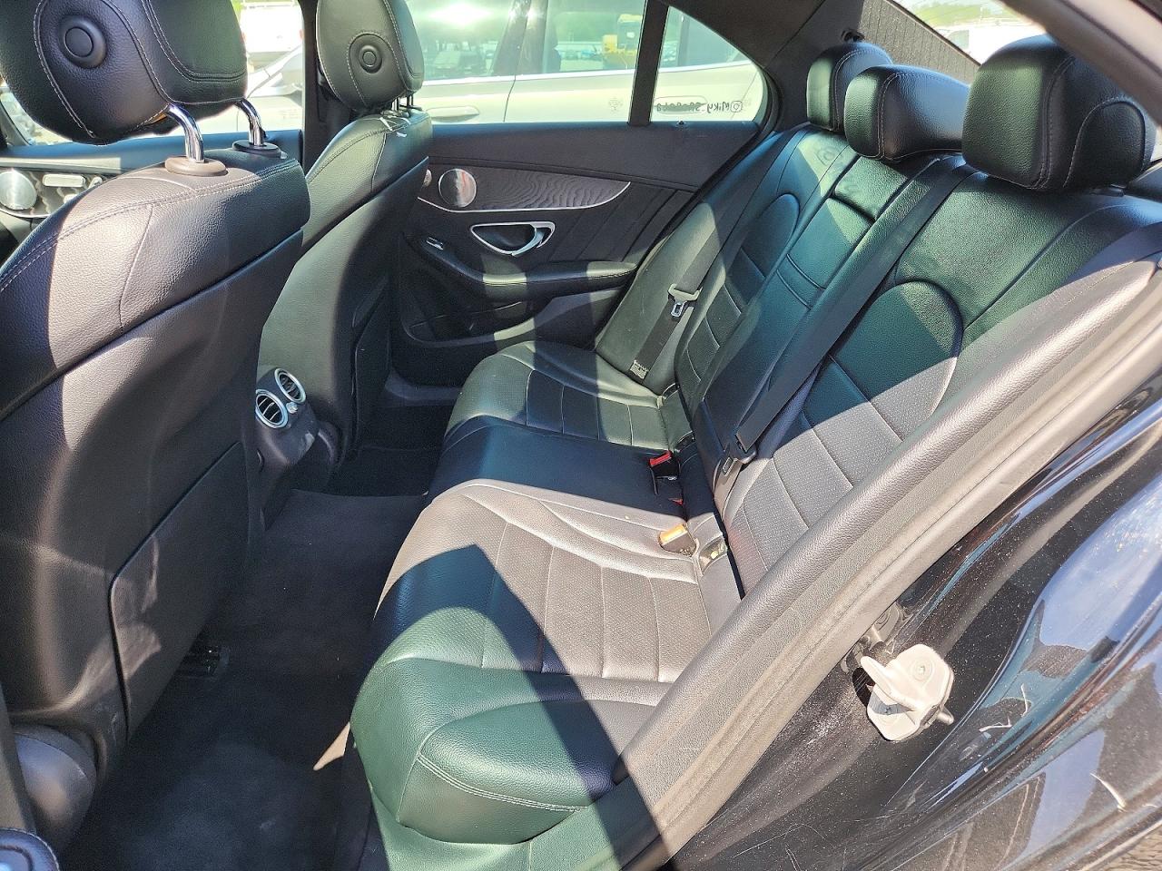 2015 MERCEDES-BENZ C-CLASS