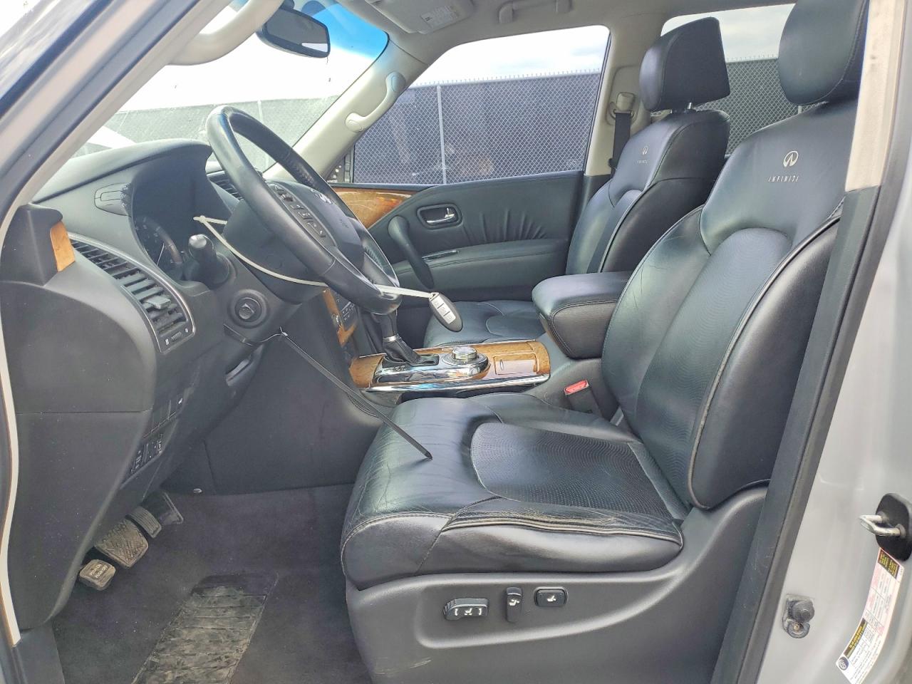 2011 INFINITI QX56