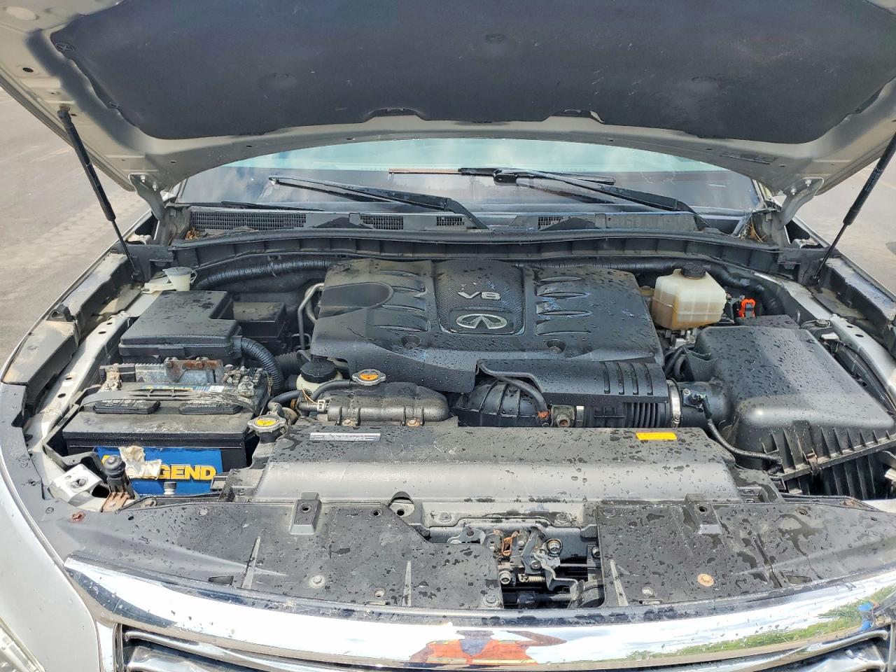 2011 INFINITI QX56
