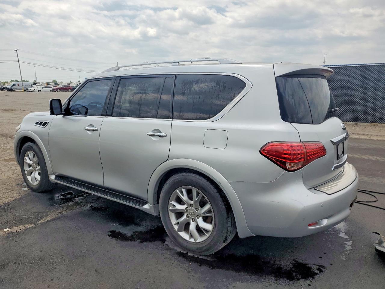 2011 INFINITI QX56
