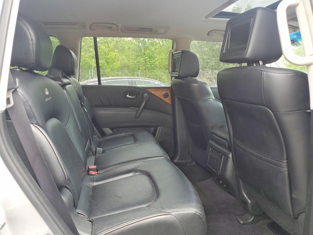 2011 INFINITI QX56