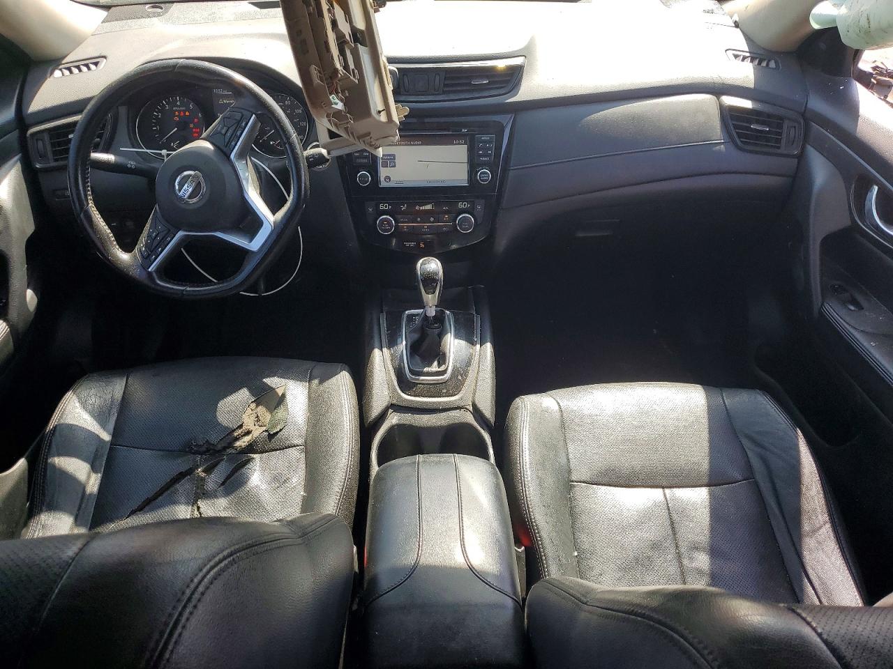 2017 NISSAN ROGUE