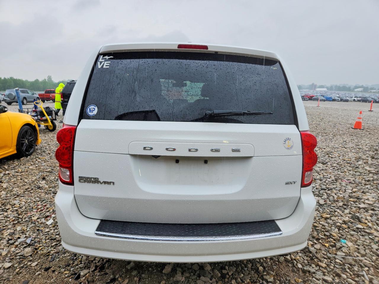 2020 DODGE CARAVAN