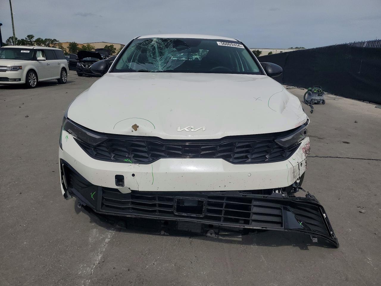 2025 KIA K5
