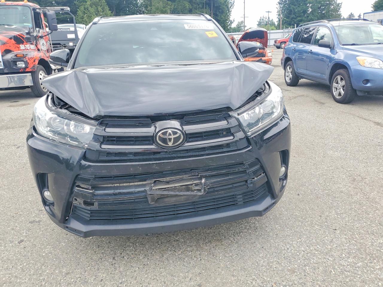2018 TOYOTA HIGHLANDER