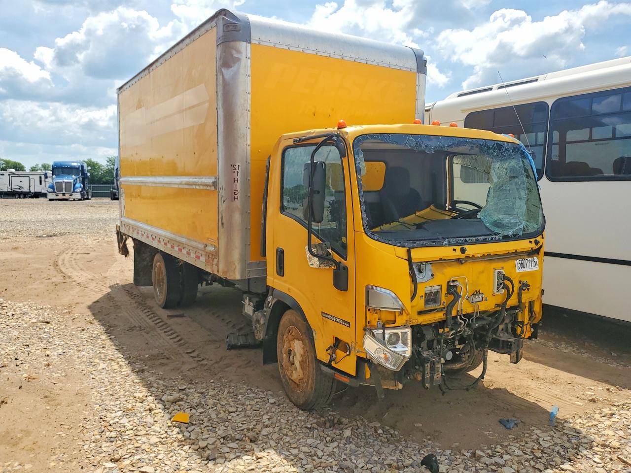 2023 ISUZU NPR