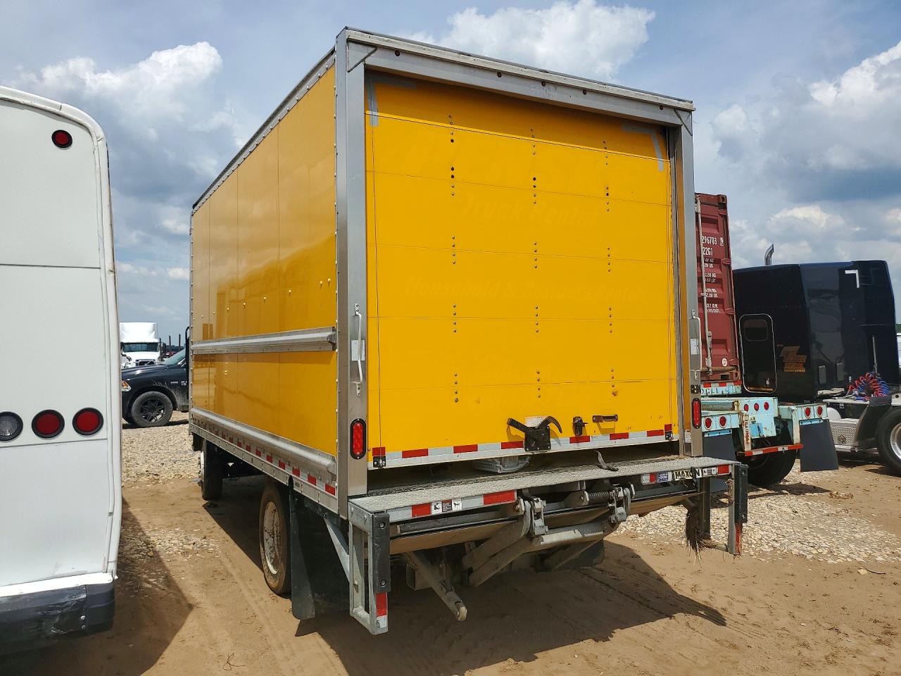 2023 ISUZU NPR