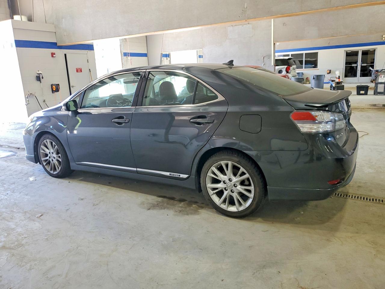 2010 LEXUS HS