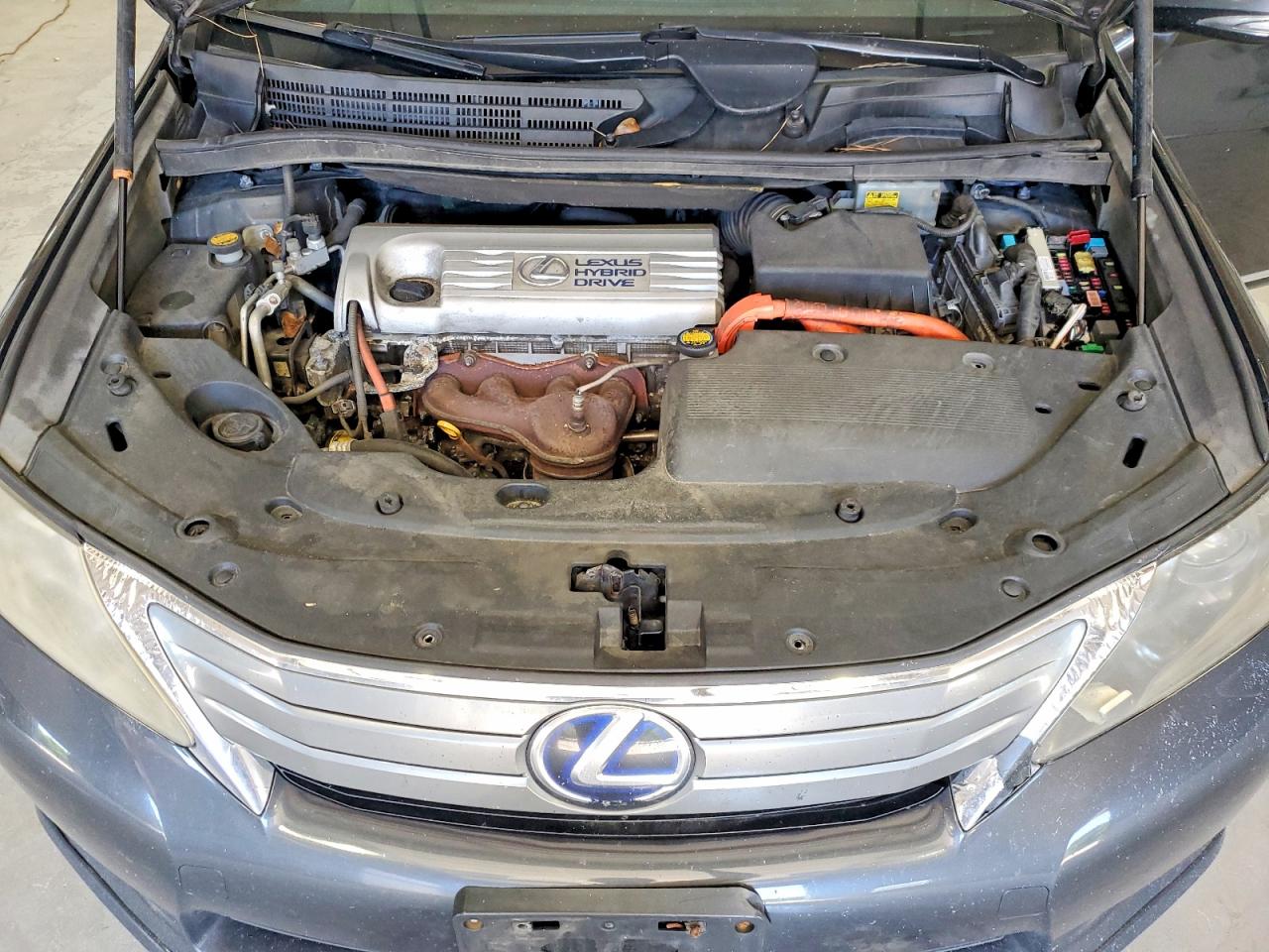 2010 LEXUS HS