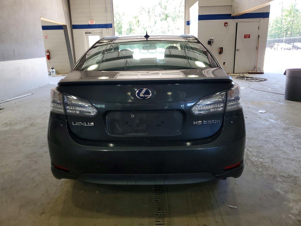2010 LEXUS HS