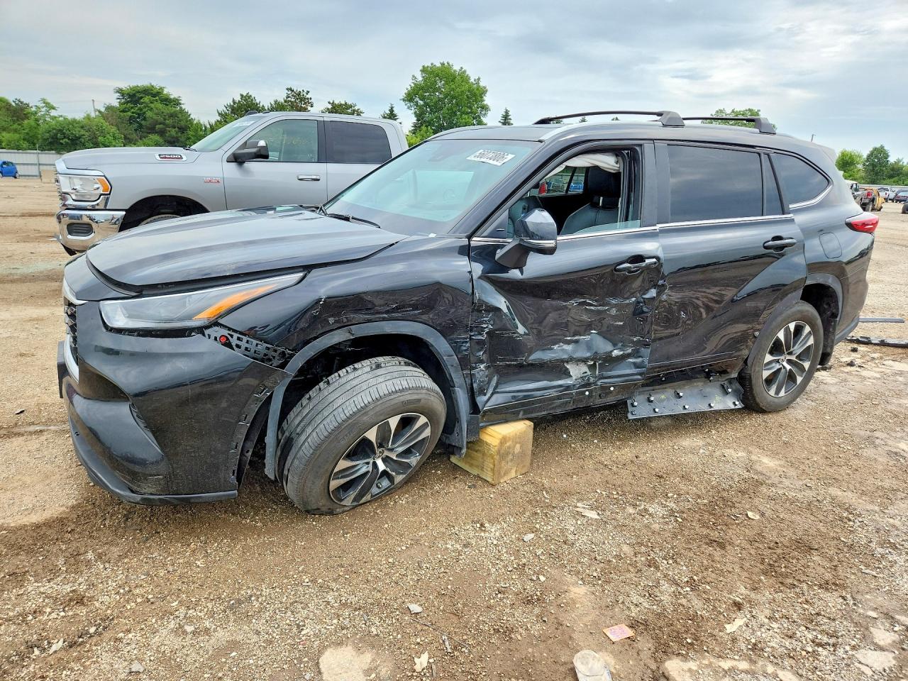 2023 TOYOTA HIGHLANDER
