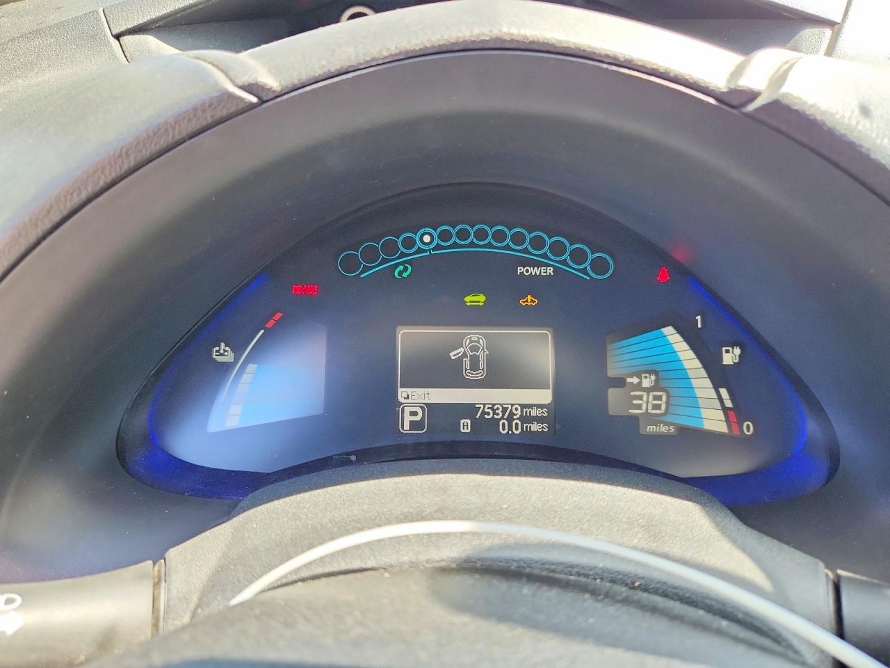 2016 NISSAN LEAF