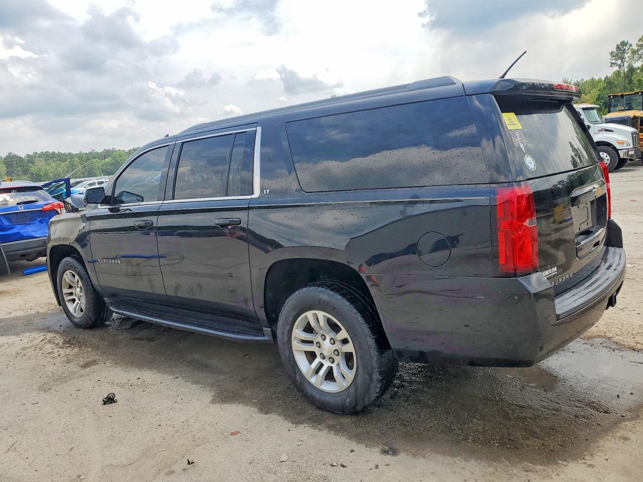 2017 CHEVROLET SUBURBAN