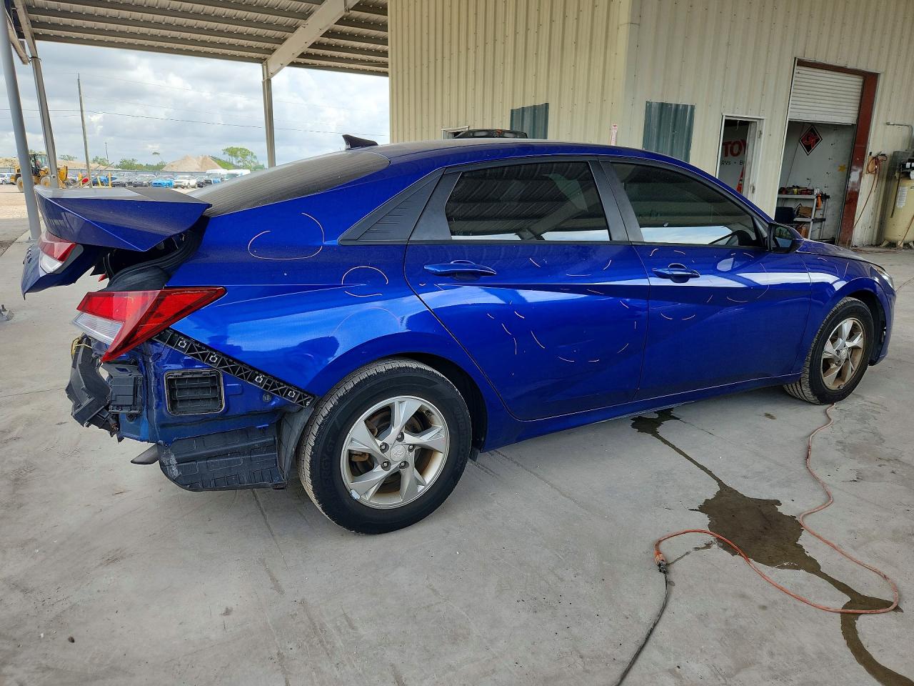 2022 HYUNDAI ELANTRA