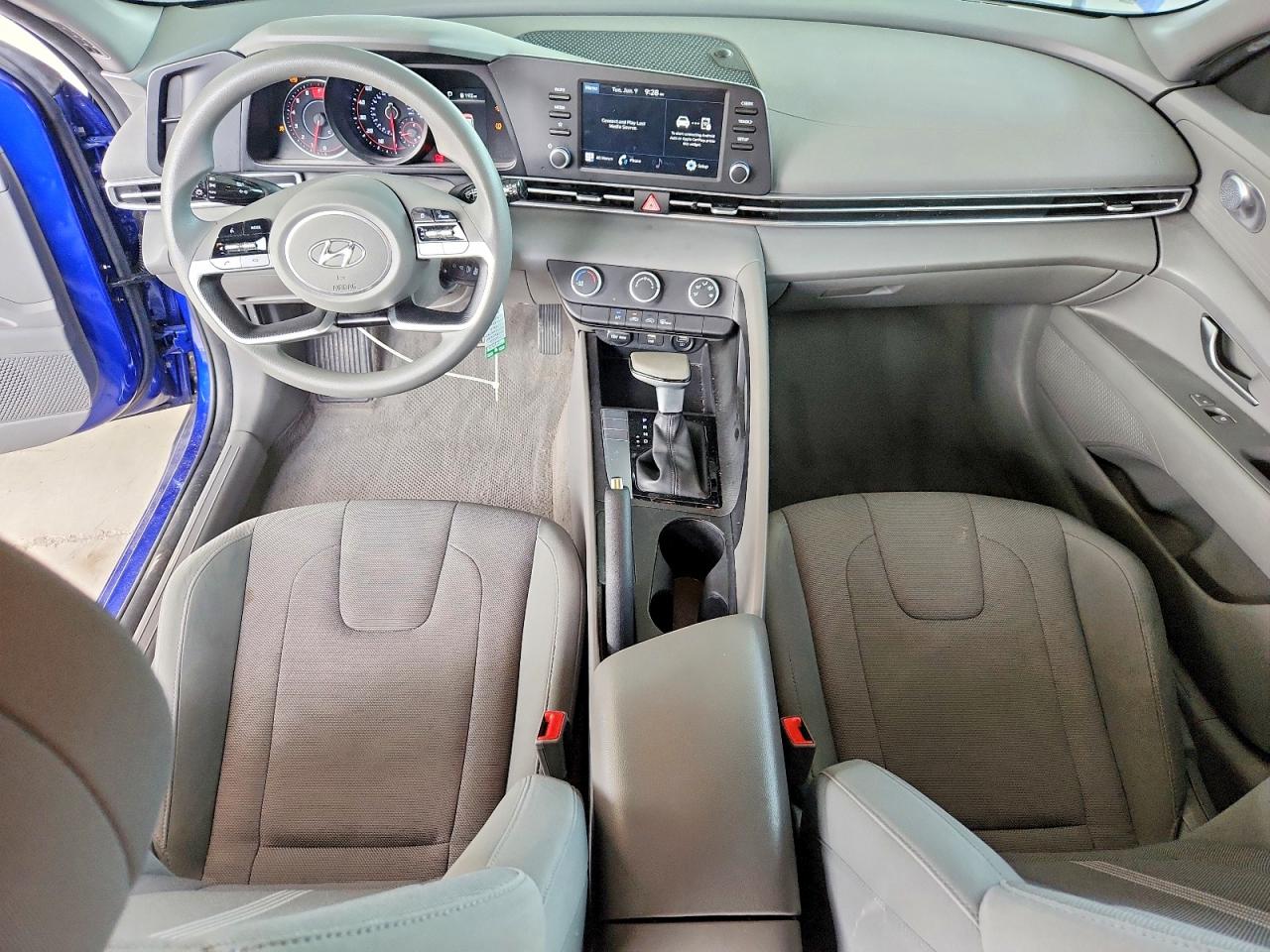 2022 HYUNDAI ELANTRA