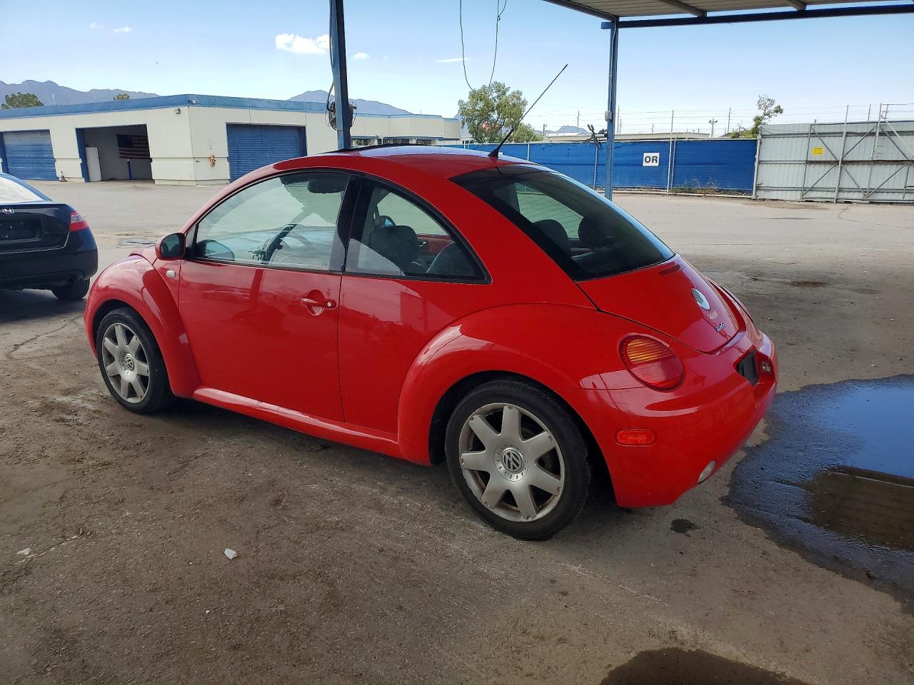 2003 VOLKSWAGEN BEETLE