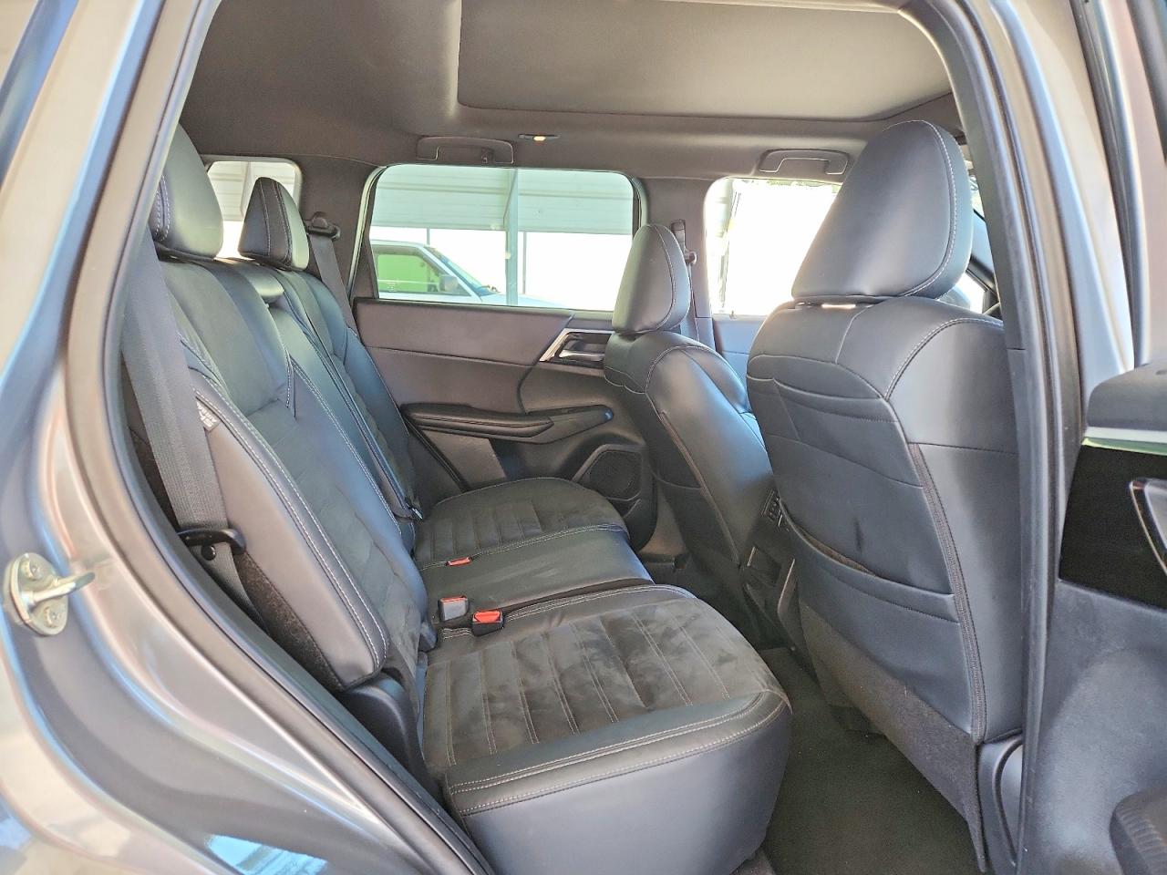 2022 MITSUBISHI OUTLANDER